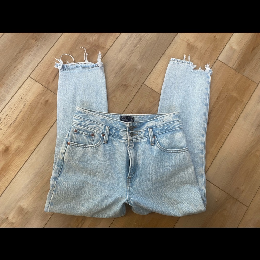 Abercrombie Mom Jeans